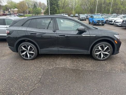 Used 2023 Volkswagen ID.4 Pro S AWD/4WD image 3