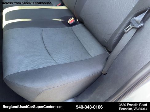 Used 2024 Toyota RAV4 XLE image 34