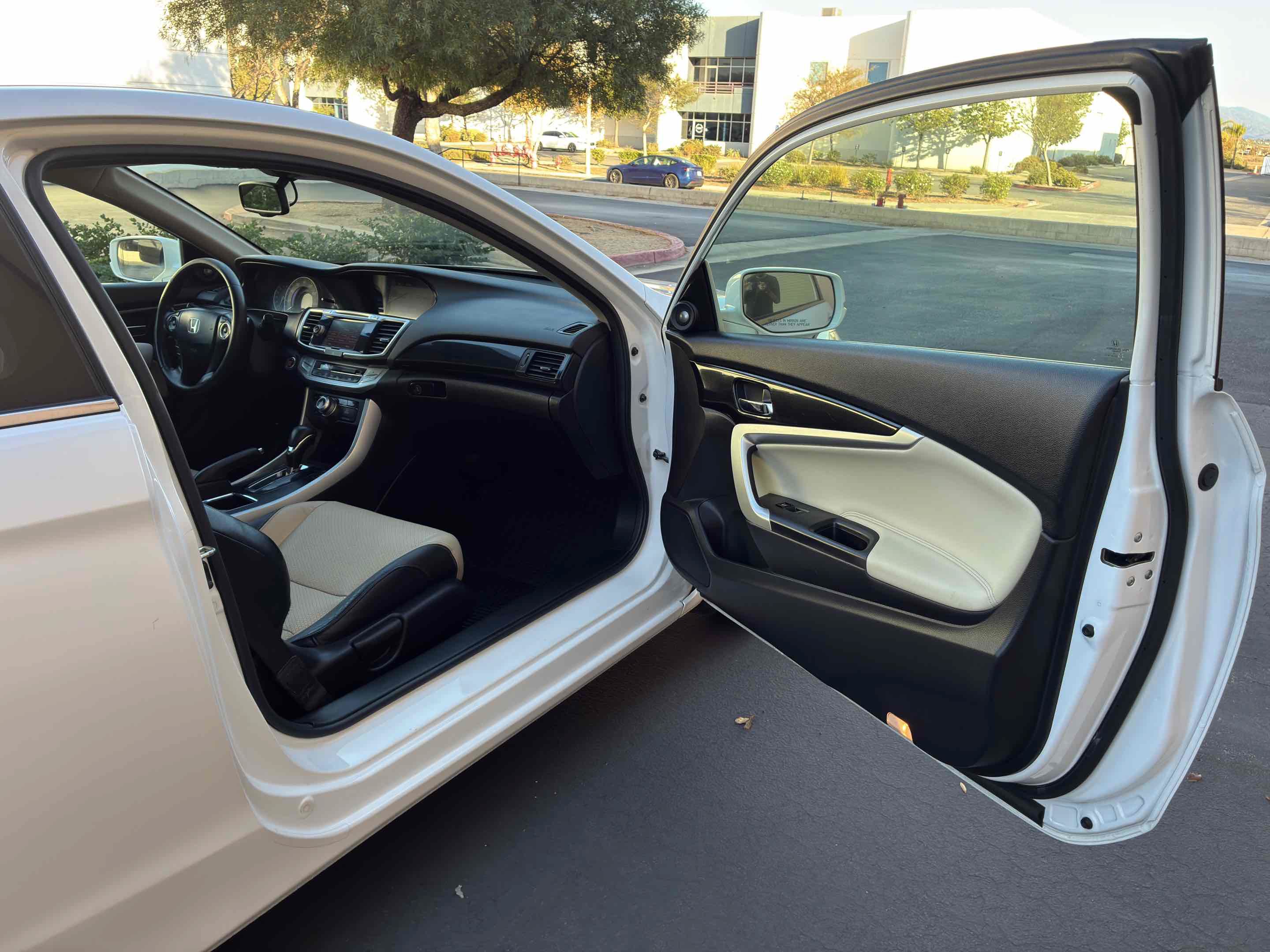 Used 2015 Honda Accord EX-L image 52