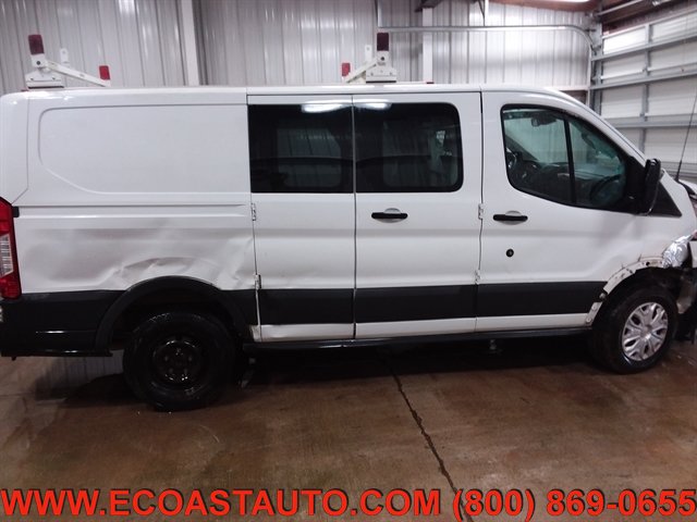 Used 2016 Ford Transit 250 130 Low Roof w/ Exterior Upgrade Package RWD image 3