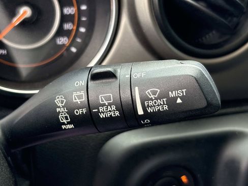 Used 2018 Jeep Wrangler Unlimited Sport AWD/4WD image 19