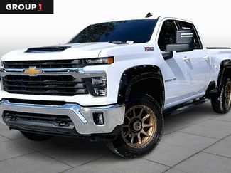 Used 2025 Chevrolet Silverado 2500 LT video 1