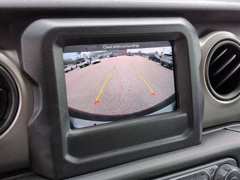 Used 2020 Jeep Wrangler Unlimited Sport S AWD/4WD image 13
