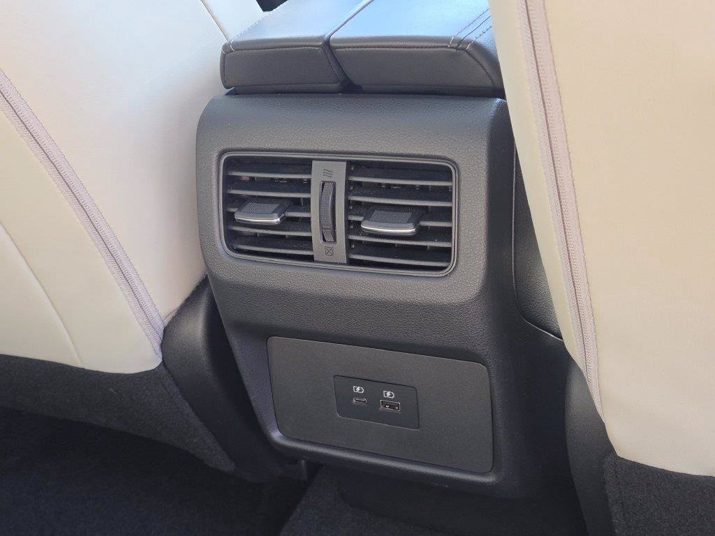 Used 2021 Nissan Rogue SV w/ Premium Package AWD/4WD image 17