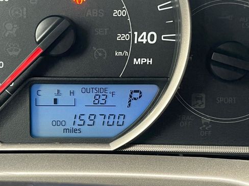 Used 2015 Toyota RAV4 XLE AWD/4WD image 17