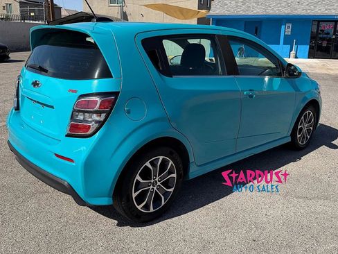 Used 2020 Chevrolet Sonic LT w/ Convenience Package FWD image 5