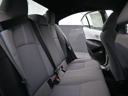Used 2023 Toyota Corolla SE w/ SE Premium Package FWD image 24