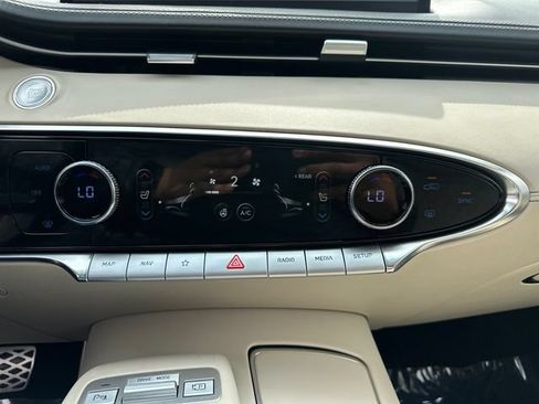Used 2025 Genesis GV70 3.5T Sport w/ Sport Prestige Package AWD/4WD image 34