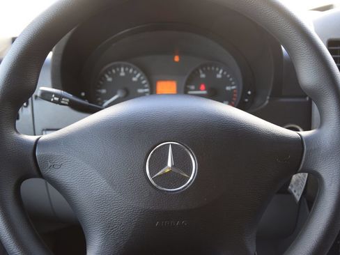 Used 2017 Mercedes-Benz Sprinter 2500 image 35