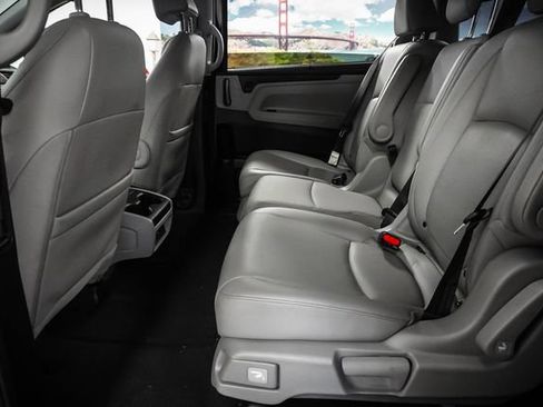 Used 2019 Honda Odyssey EX-L image 19