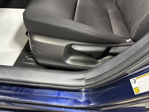 Used 2023 Toyota Corolla LE image 15