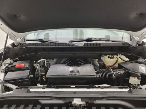 Used 2020 Chevrolet Silverado 1500 LT w/ Convenience Package image 46