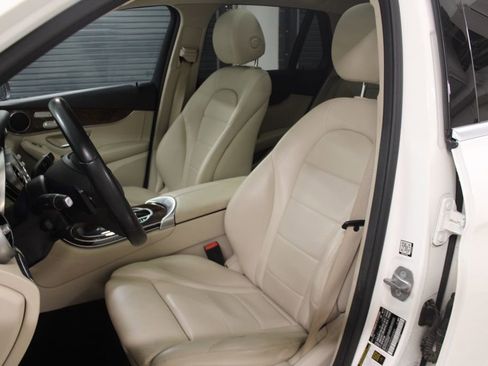 Certified 2018 Mercedes-Benz GLC 300 GLC 300 image 5