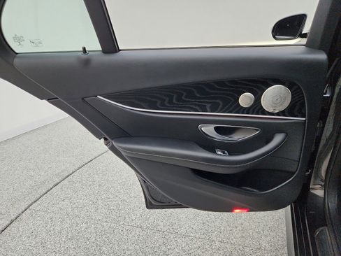 Used 2022 Mercedes-Benz E 350 Sedan image 25