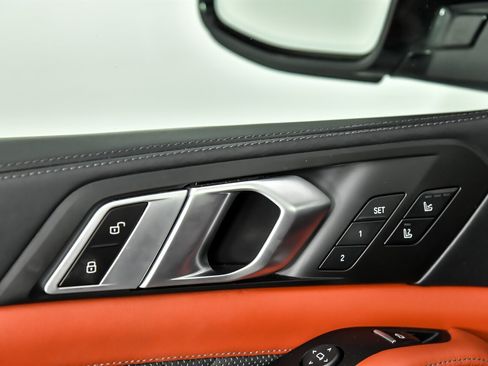 Used 2021 BMW X5 M w/ Competition Package image 19