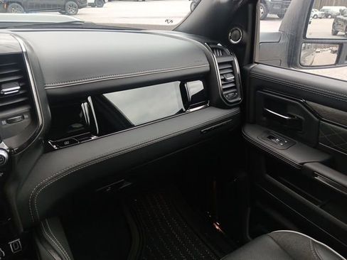 New 2026 RAM 2500 Limited image 48