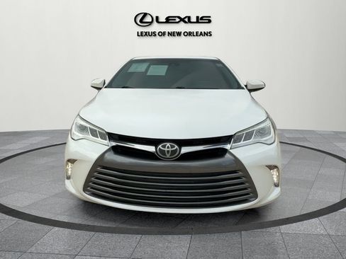 Used 2017 Toyota Camry XSE image 2