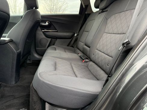 Used 2022 Kia Niro LXS image 21