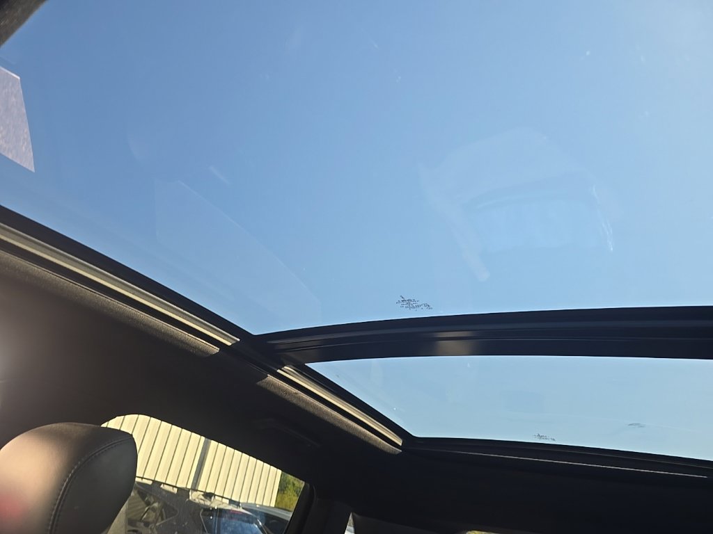 Used 2018 Lincoln MKX Reserve AWD/4WD image 17