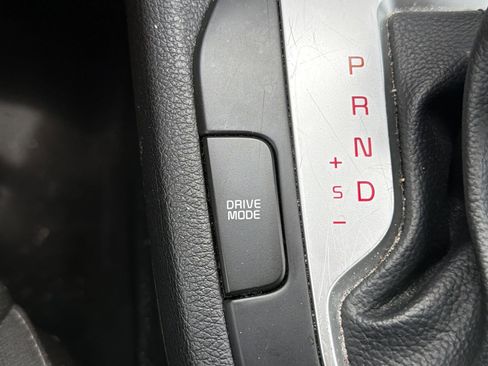 Used 2024 Kia Forte LXS FWD image 11