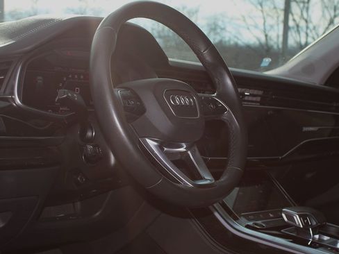 Used 2023 Audi Q7 3.0T Premium Plus image 17