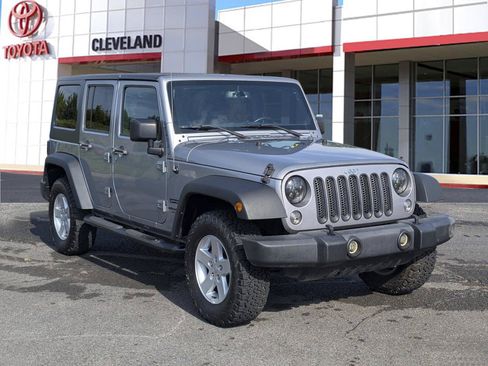 Used 2016 Jeep Wrangler Unlimited Sport w/ Quick Order Package 24S AWD/4WD image 2