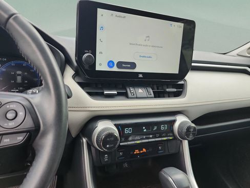 Used 2023 Toyota RAV4 Limited image 11