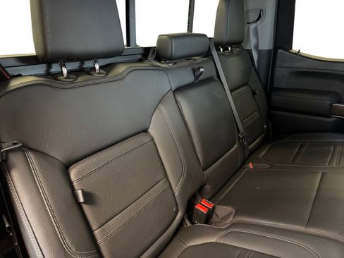Used 2022 GMC Sierra 1500 Denali AWD/4WD image 18