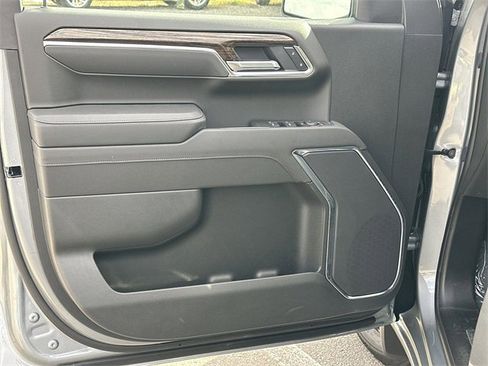New 2026 GMC Sierra 1500 Elevation w/ LPO, Elevation Black Package image 19