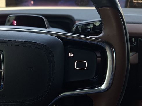 Used 2025 Lincoln Navigator Reserve AWD/4WD image 19