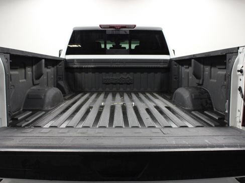 Used 2023 Chevrolet Silverado 3500 High Country w/ Technology Package image 14