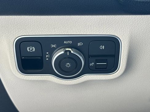 Certified 2024 Mercedes-Benz EQB 250+ image 39