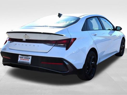 New 2026 Hyundai Elantra Sport image 4