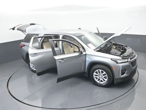 Used 2023 Chevrolet Traverse LS FWD image 68