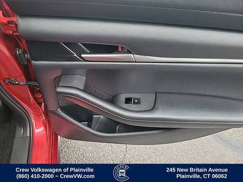 Used 2022 MAZDA MAZDA3 s image 43