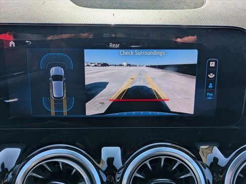 Used 2025 Mercedes-Benz GLA 250 GLA 250 image 11