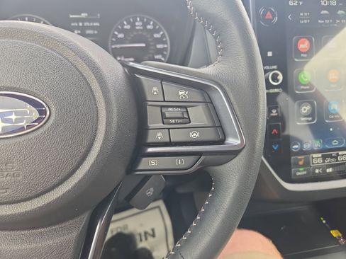 Used 2025 Subaru Forester Limited image 19