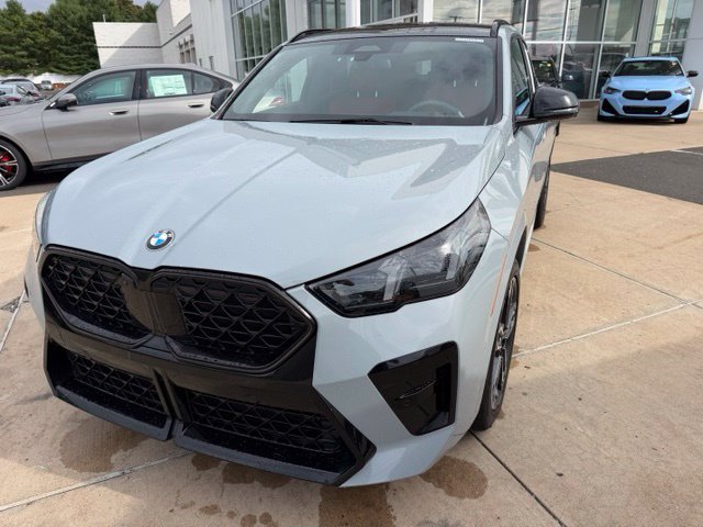 Certified 2024 BMW X2 xDrive28i w/ Premium Package AWD/4WD image 1