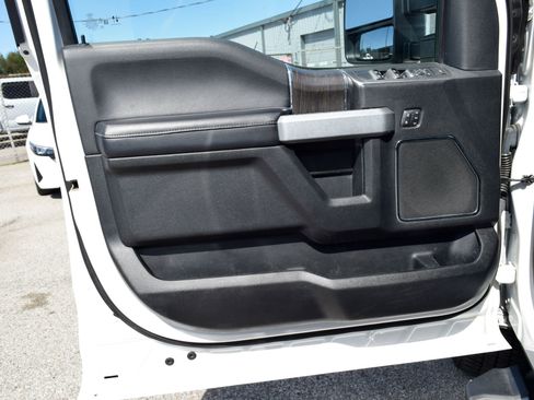 Used 2021 Ford F250 Lariat w/ Lariat Ultimate Package image 19