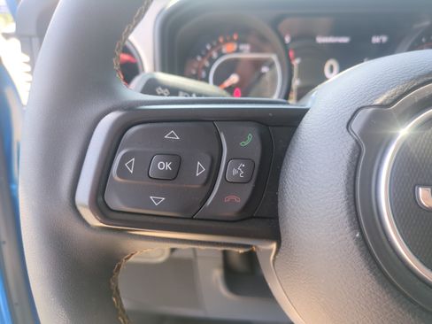 Used 2024 Jeep Wrangler Unlimited Sport AWD/4WD image 12