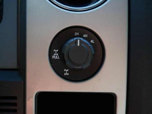 Used 2012 Ford F150 XLT w/ XLT Chrome Pkg AWD/4WD image 25
