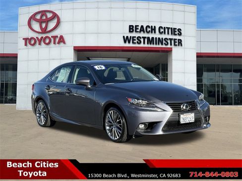 Used 2016 Lexus IS 200t image 2