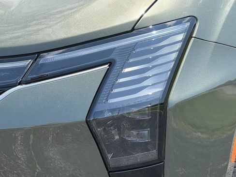 New 2027 Chrysler Pacifica Select FWD image 33