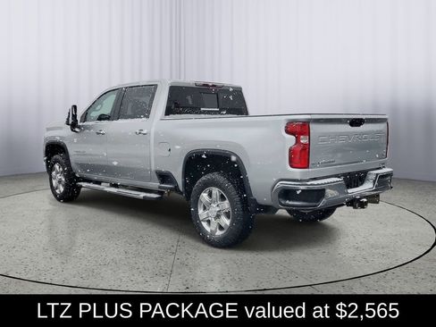 Used 2020 Chevrolet Silverado 2500 LTZ w/ LTZ Plus Package image 5