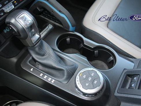 Used 2022 Ford Bronco Wildtrak AWD/4WD image 17