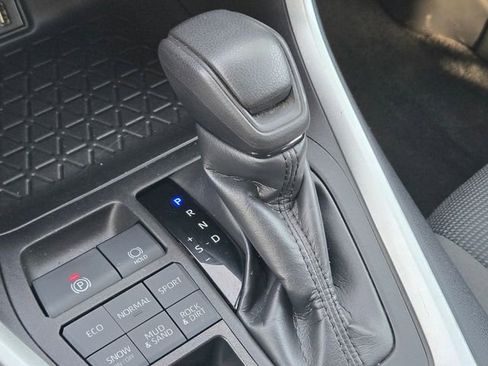 Used 2024 Toyota RAV4 LE image 23