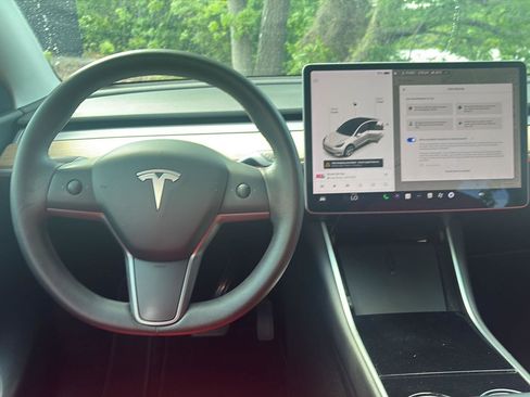 Used 2020 Tesla Model Y Long Range AWD/4WD image 20