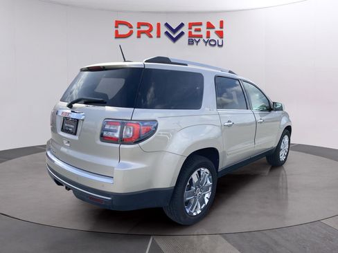 Used 2017 GMC Acadia Limited SLT image 6