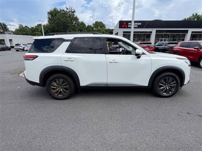 Used 2022 Nissan Pathfinder SV
