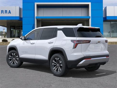 New 2026 Chevrolet Equinox LT image 3